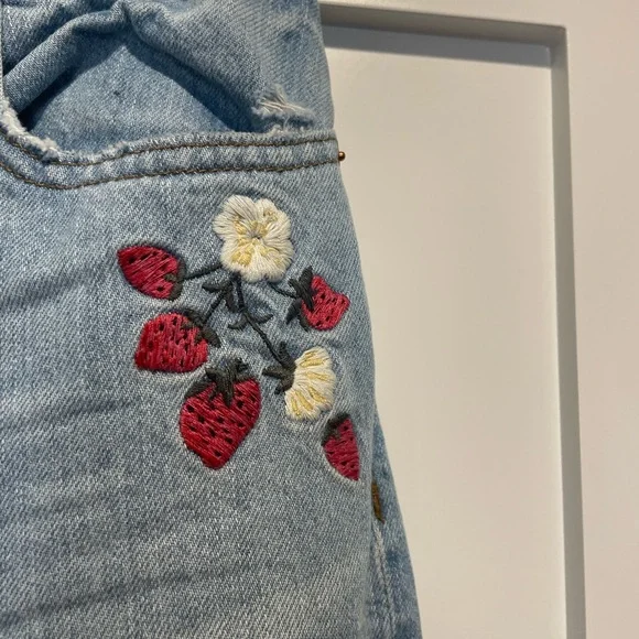 Jeans - Picture 2 of 5